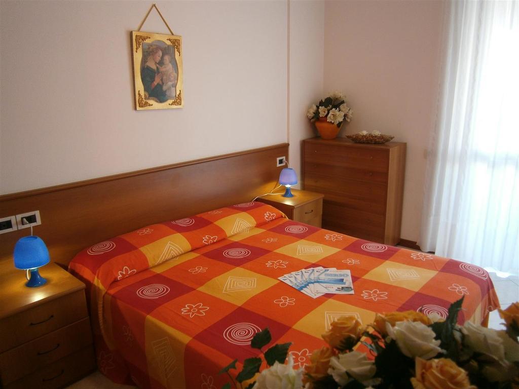 Apartamento Auriga del Sole Bibione Habitación foto